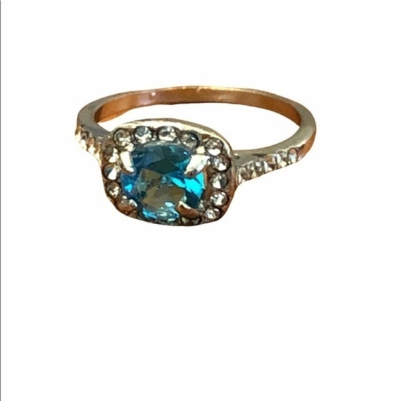 Women Sliver‎ Sea blue zircon CZ Ring Size 5.5 - Picture 4 of 5